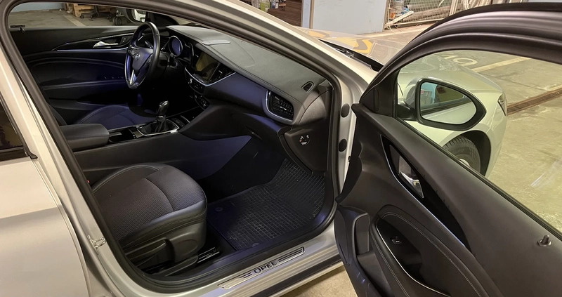 Opel Insignia cena 69900 przebieg: 108800, rok produkcji 2018 z Warszawa małe 436